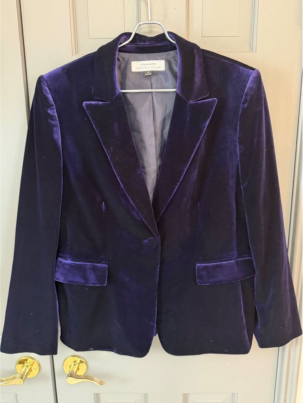 Tahari Women's Purple Velvet Blazer - Single Button Sz 14 EUC